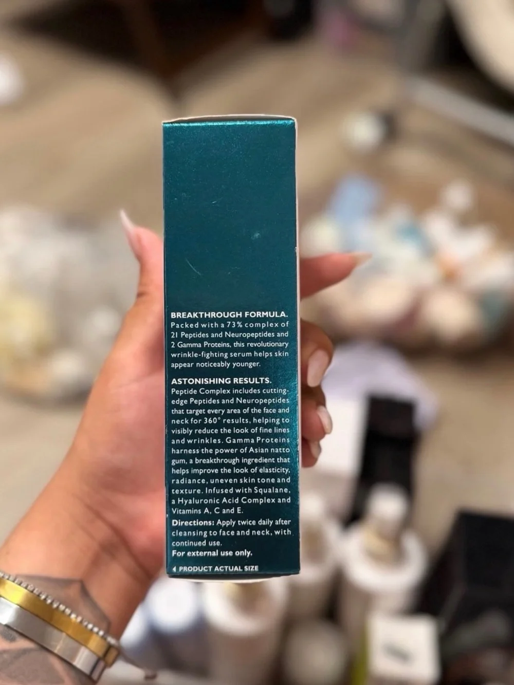 Peter Thomas Roth White and Blue Peptide Wrinkle Resist Serum Packaging